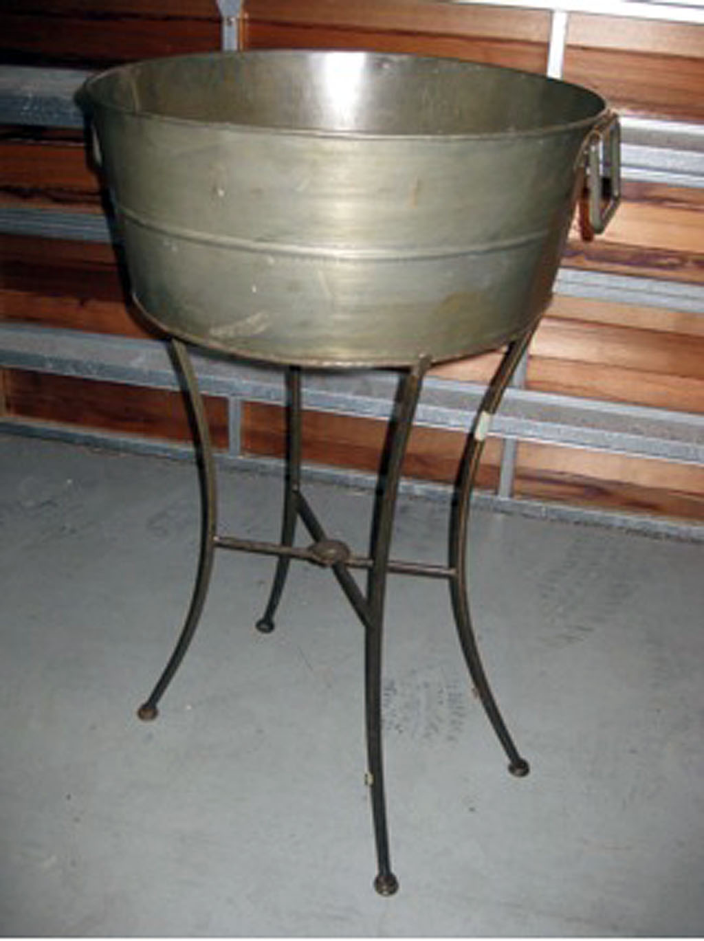 centre_champagnewine_barrels
